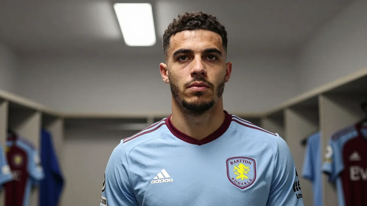Troy Deeney and Nigel Reo-Coker debate potential Aston Villa dressing room morale issues after summer exits, with the...