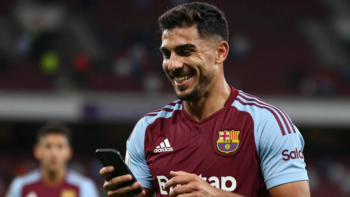Villa fans roast Birmingham City after Barcelona’s St Andrew’s blunder