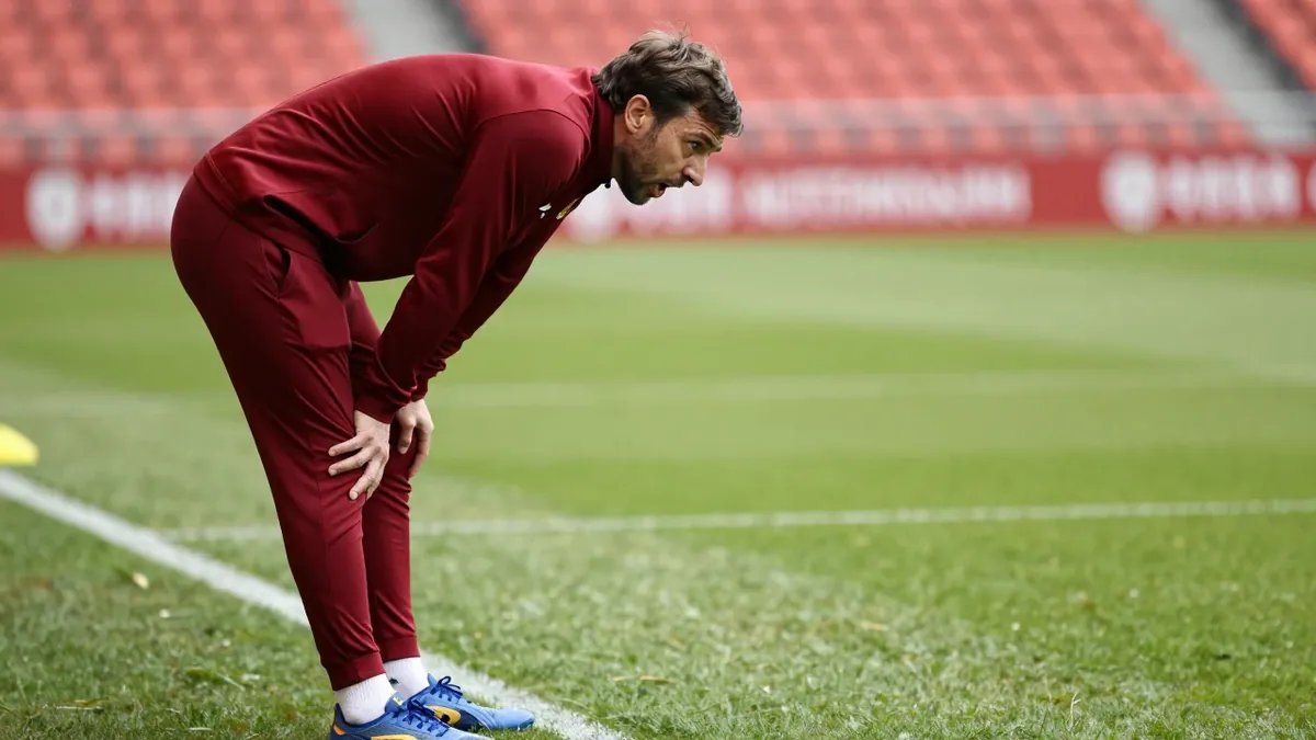Unai Emery has criticised his Aston Villa squad for a lack of discipline