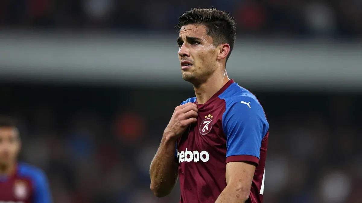 Aston Villa's scoring woes continued in a 0-0 draw at Hull City, leaving Unai Emery's side 17th in the Premier League...