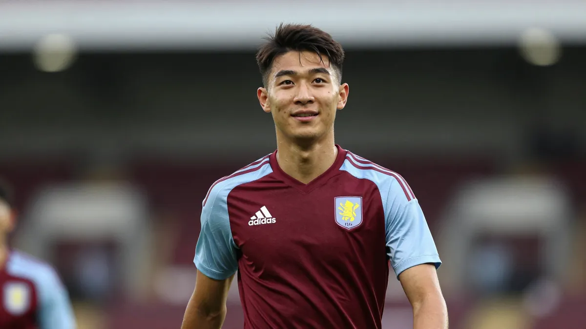 Aston Villa Transfer Update: Zion Suzuki Joins Eren Dinkçi Departs