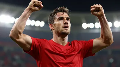 Aston Villa and Leeds eye €35m Marseille winger
