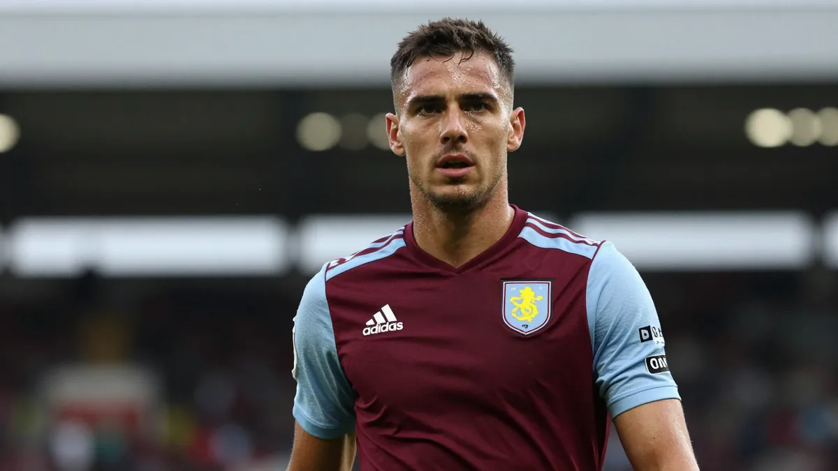Aston Villa Considers Evann Guessand Exit as He Struggles on the Pitch